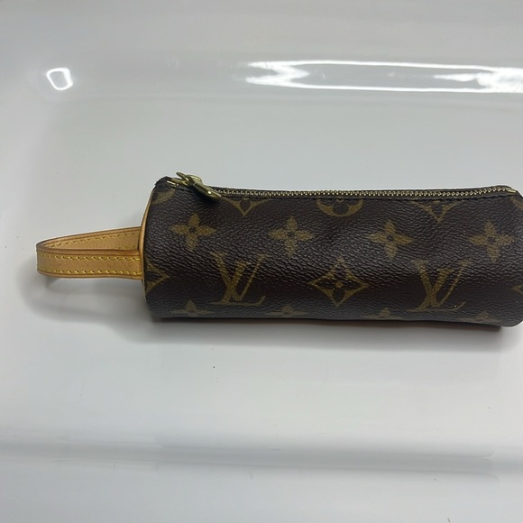 Louis Vuitton Monogram Golf Ball Bag - Picture 9 of 10